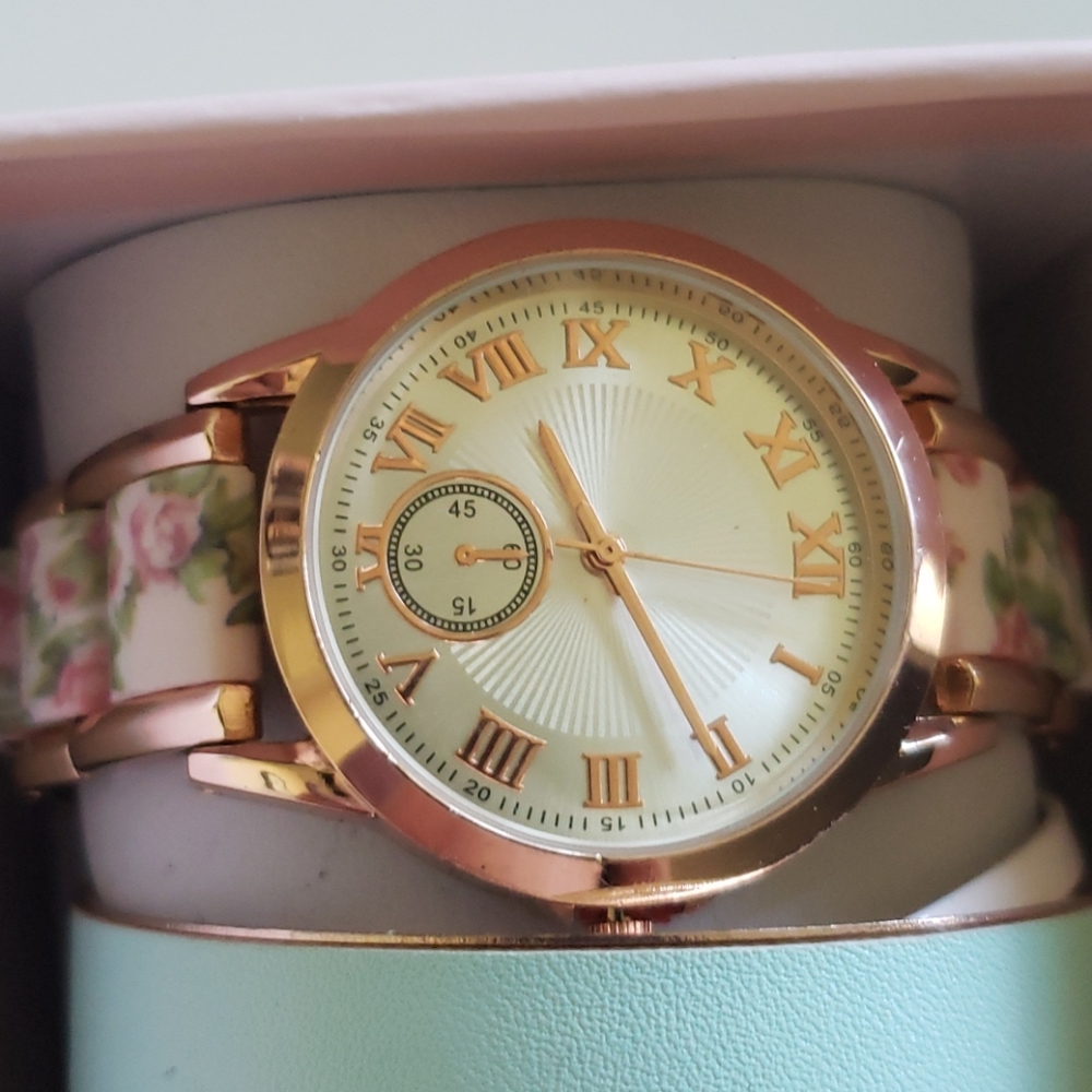 Watch ⌚ - Picture 3 of 9